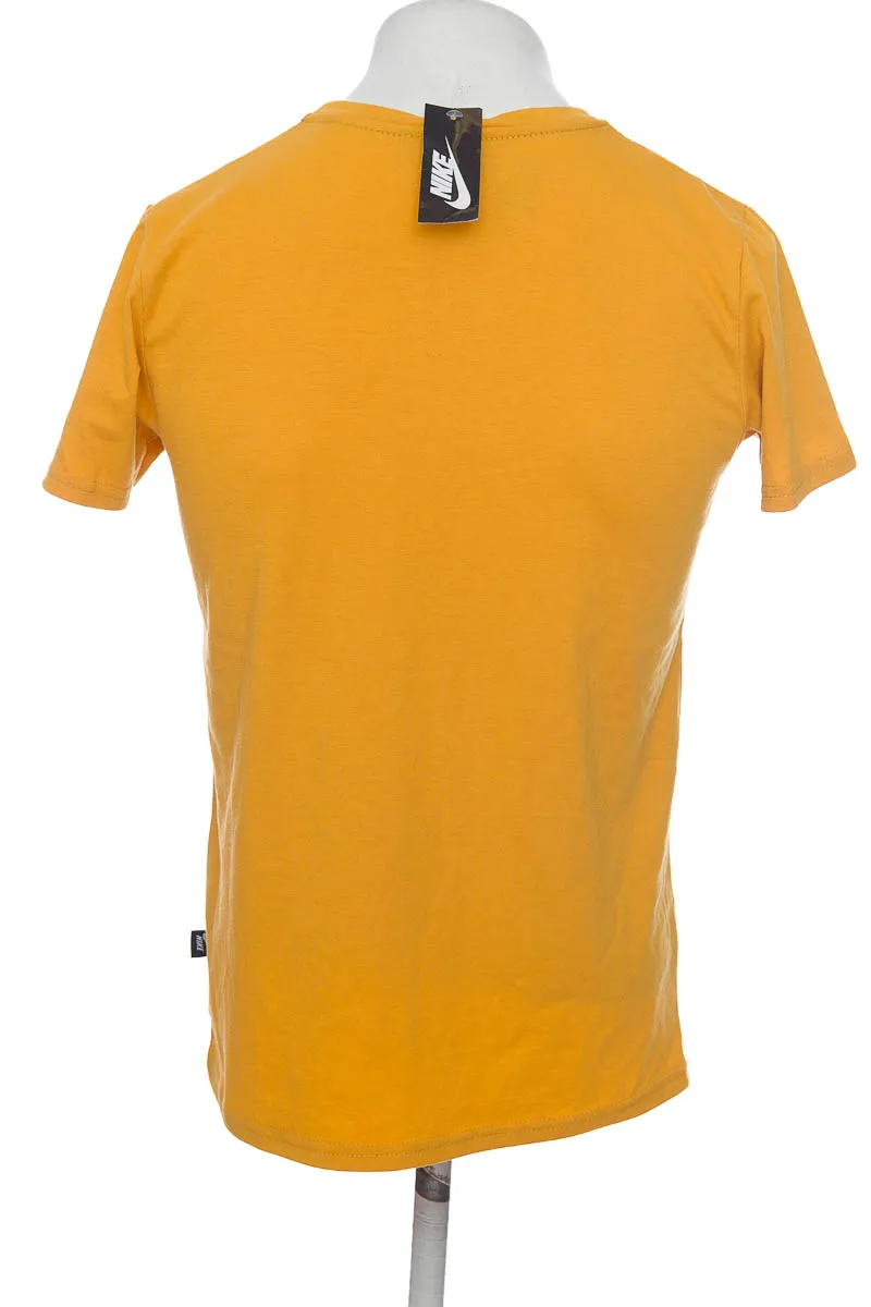 Camiseta color Mostaza - Closeando