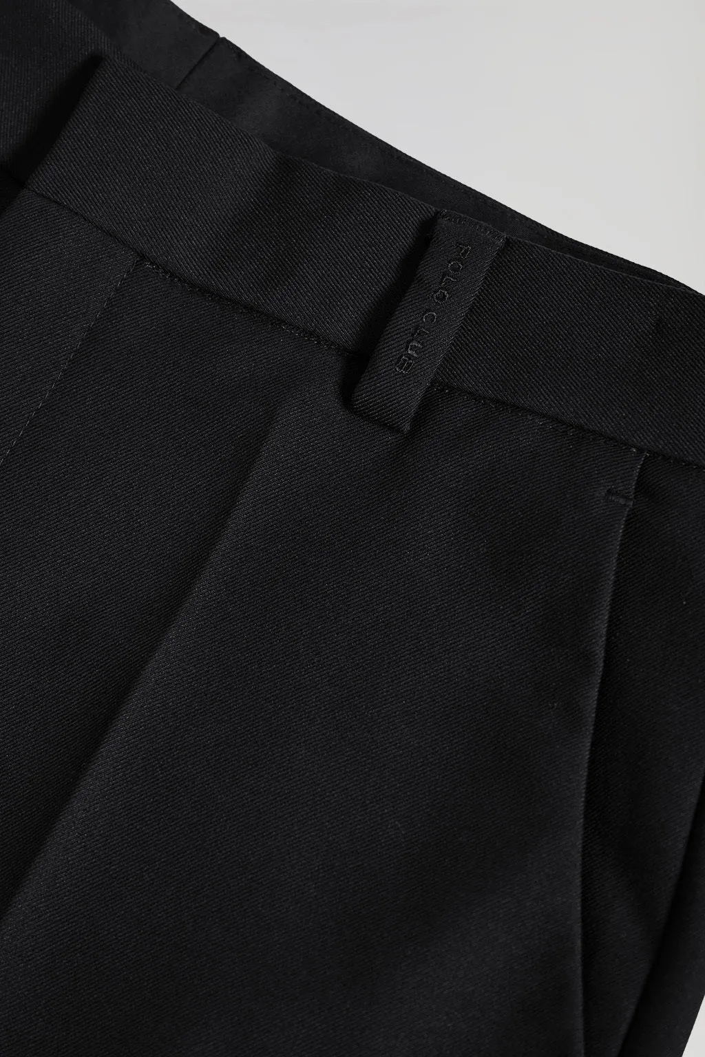 Pantalón ancho de vestir negro con detalles Polo Club