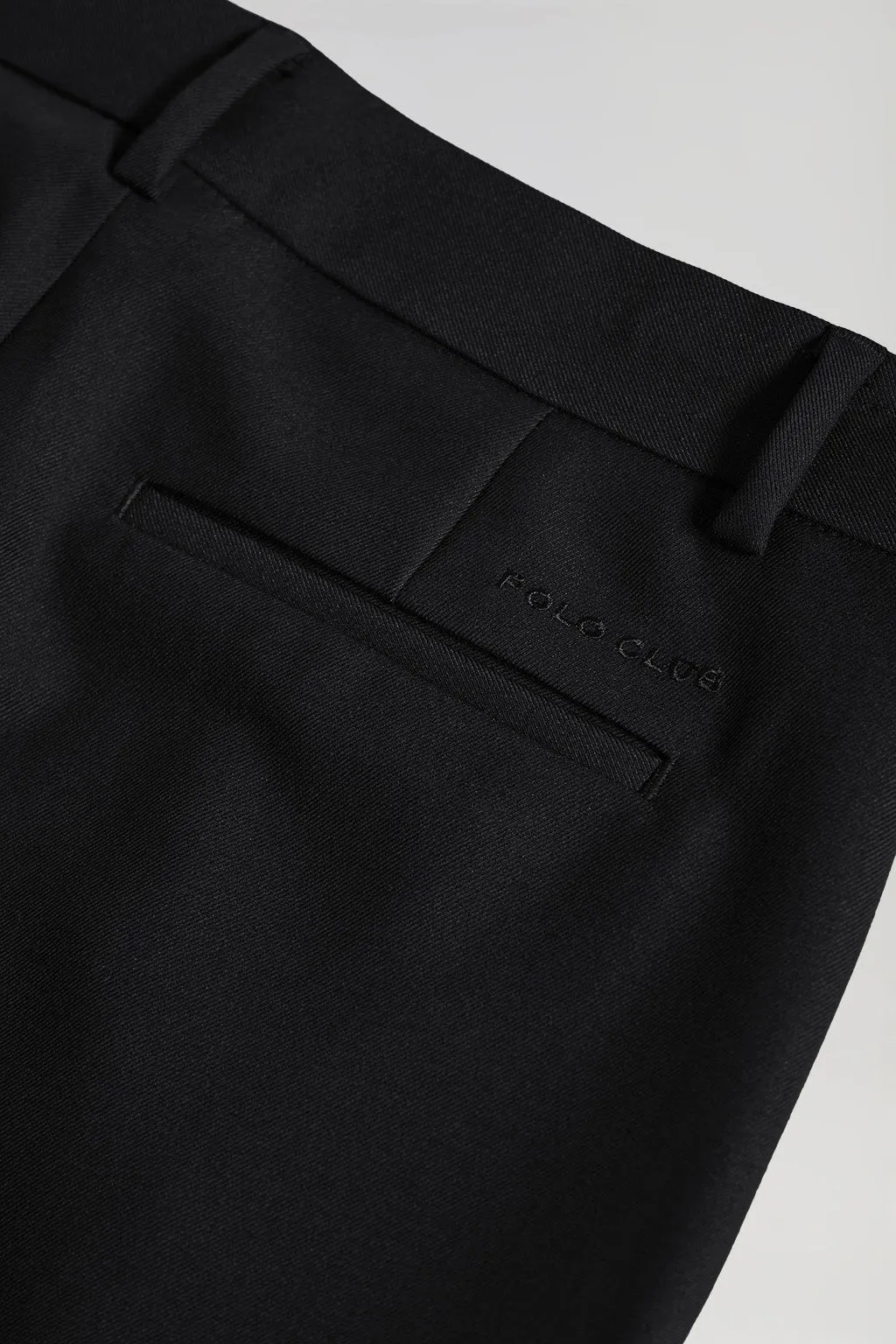 Pantalón ancho de vestir negro con detalles Polo Club