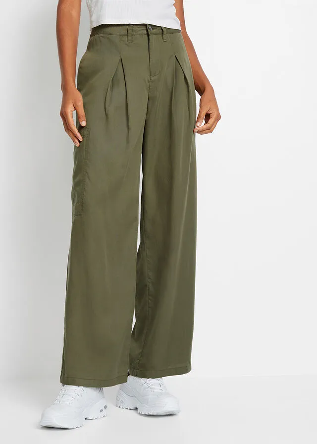 Pantalón chino Verde grisáceo