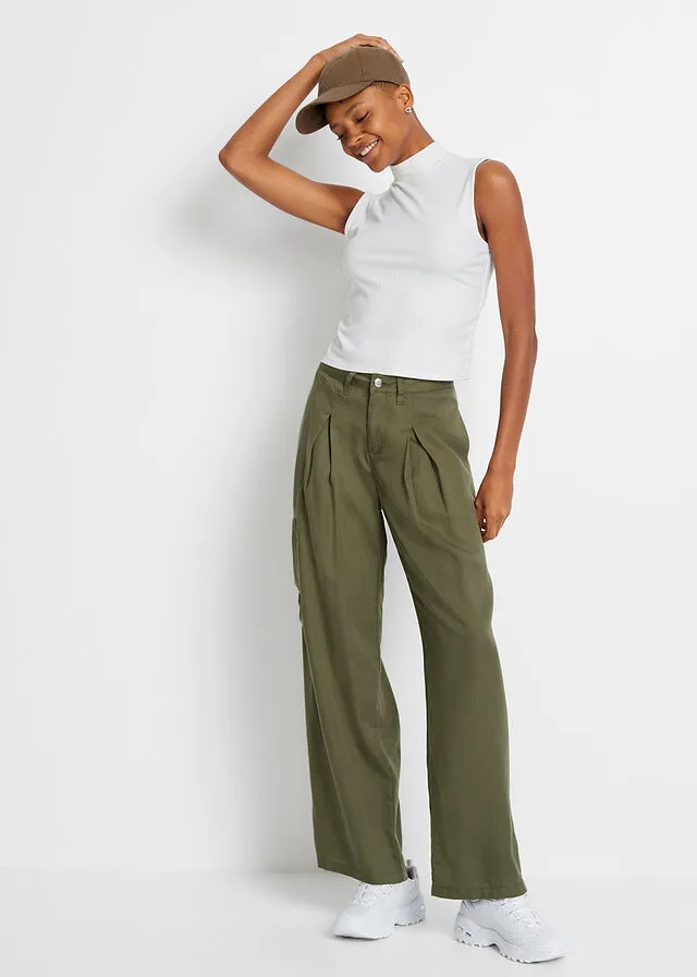 Pantalón chino Verde grisáceo