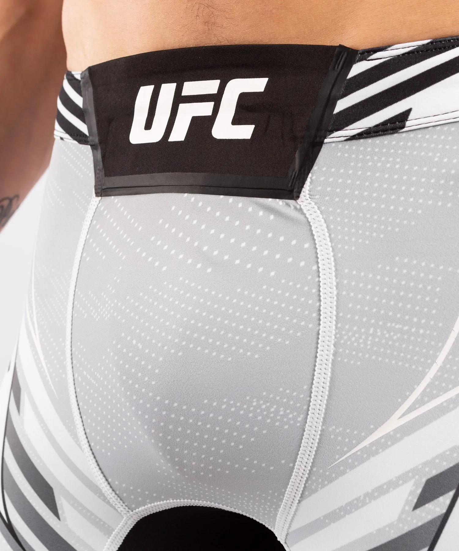 Pantalón De Vale Tudo Ufc Venum Authentic Fight Night – Modelo Largo - Blanco