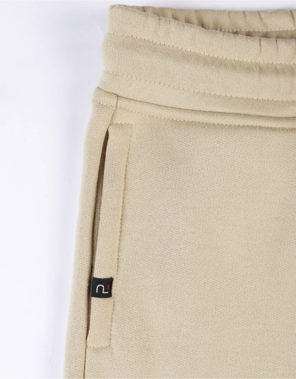 Pantalón jogger skinny hueso