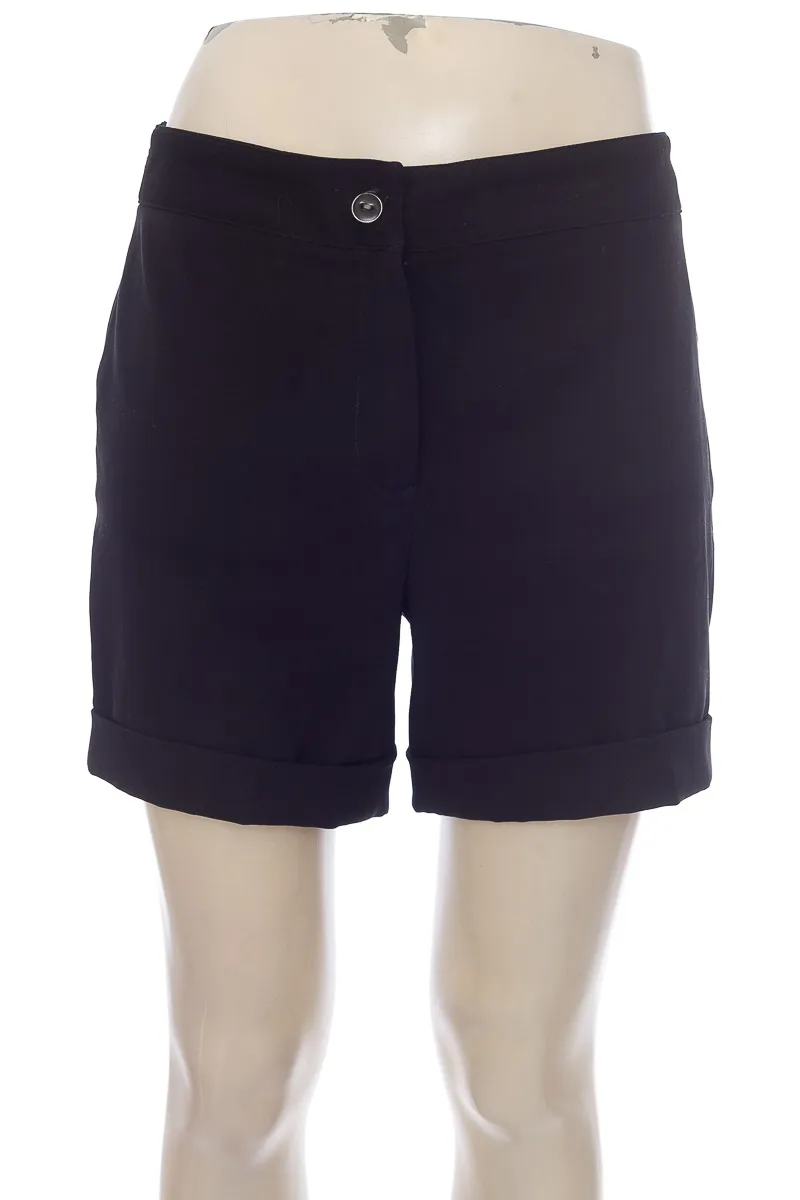 Short color Negro - Closeando