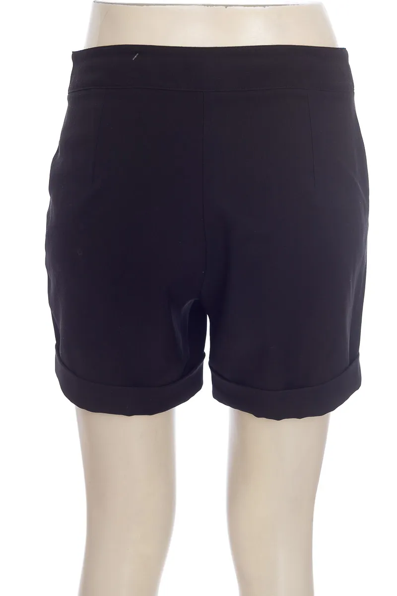 Short color Negro - Closeando