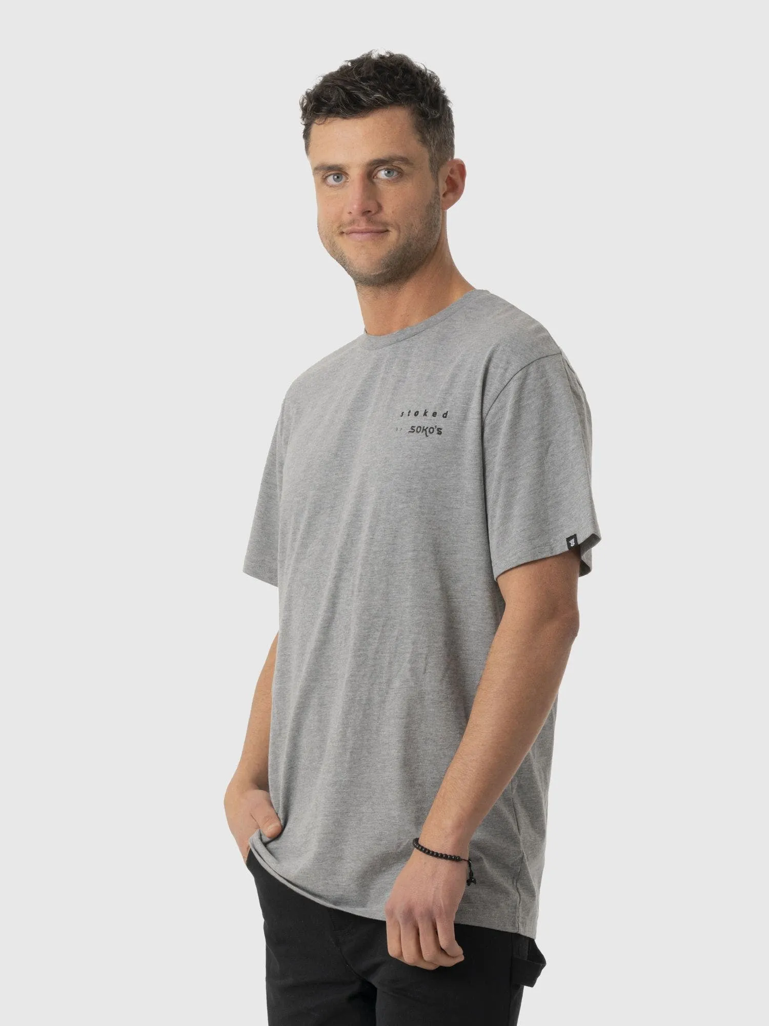 STOKED Polera Stoked Sokos Reciclada Hombre Gris