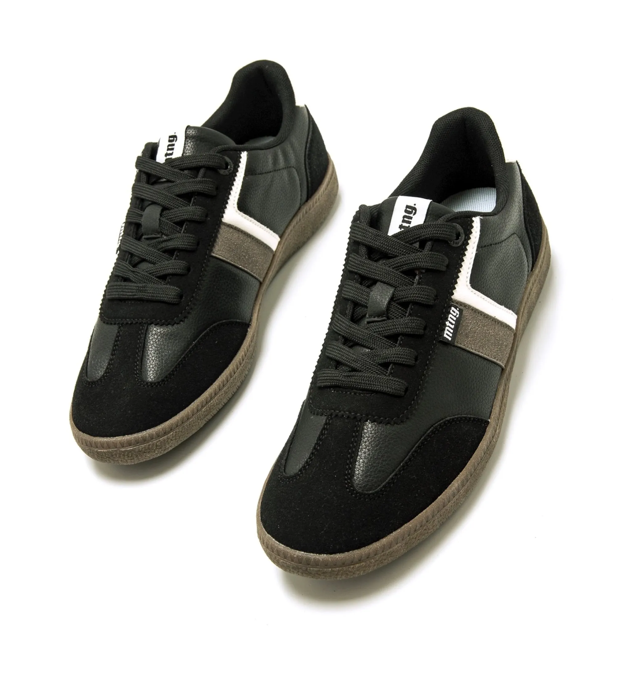 Zapatillas Nova negro