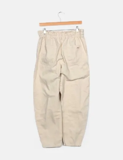 Zara Pantalón beige baggy